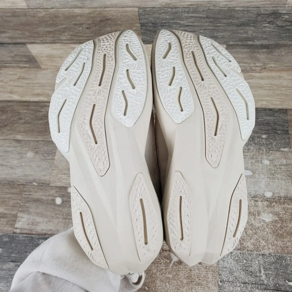 New Balance Fuelcell Rebel V4 Women Shoes Sz 10 White Linen Mesh Lace Up Sneaker